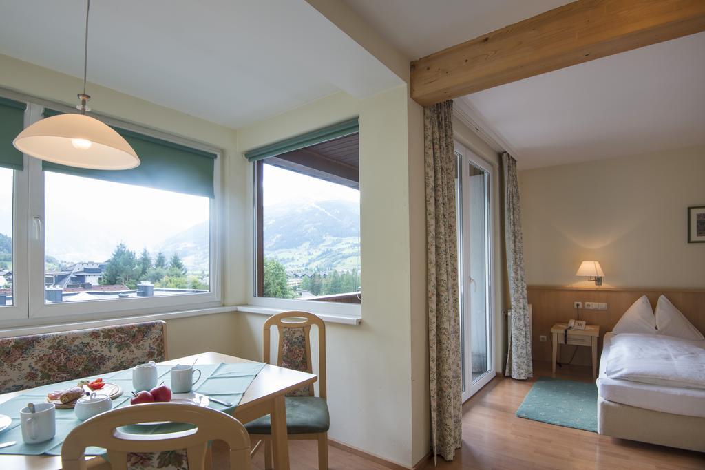 Hotel Haus Friedrichsburg - Bergbahnen Von Mai Bis November Inklusive Bad Hofgastein Pokoj fotografie