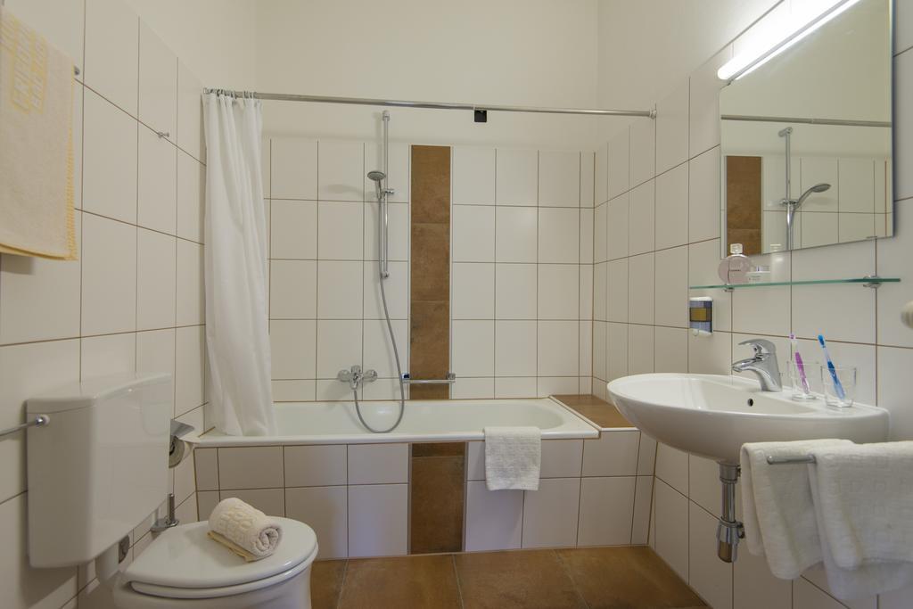 Hotel Haus Friedrichsburg - Bergbahnen Von Mai Bis November Inklusive Bad Hofgastein Pokoj fotografie